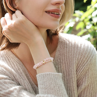 Essence-Sanfte Liebe – Das Rosenquarz-Stretch-Perlenarmband