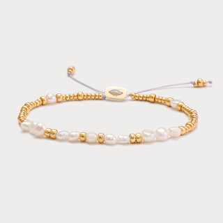 Petite-Eleganz & Reinheit – Süßwasserperlen-Armband