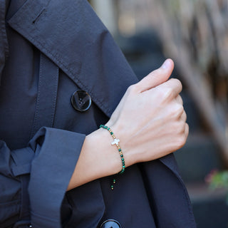 Petite-Glaube & Schutz – Malachit-Perlmutt-Kreuz-Armband