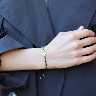 Petite-Glaube & Schutz – Malachit-Perlmutt-Kreuz-Armband