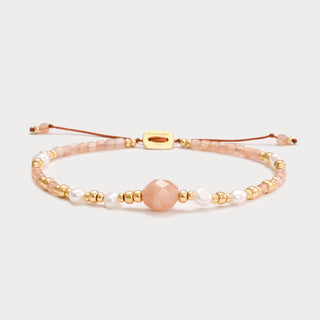 Petite-Lebensfreude & Reinheit – Sonnenstein-Armband mit Süßwasserperlen